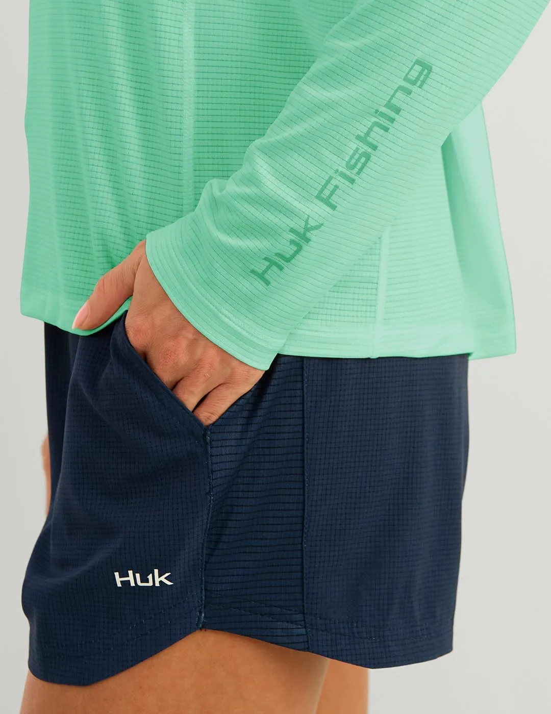 HUK Women's A1a Crew, Quick-Dry, Breathable Fishing Shirt
