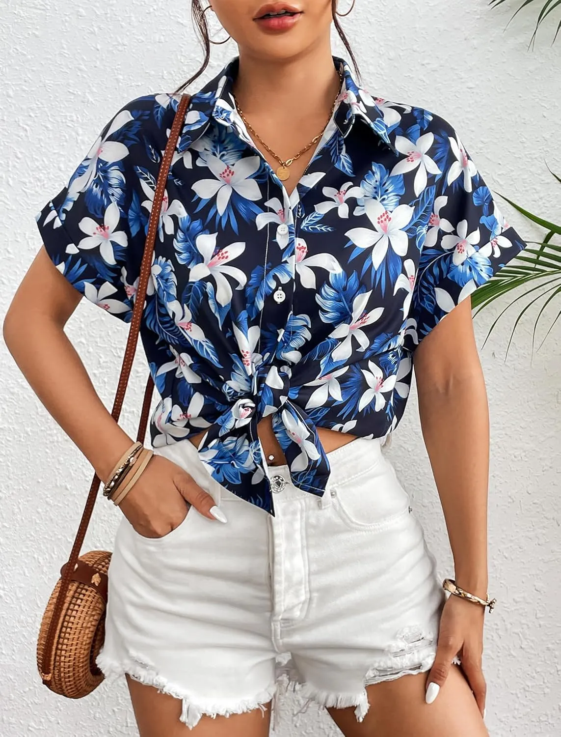 Zeagoo Women's Hawaiian Button Down Shirts Casual Short Sleeve Floral Tropical Print Summer Blouse Tunic Top